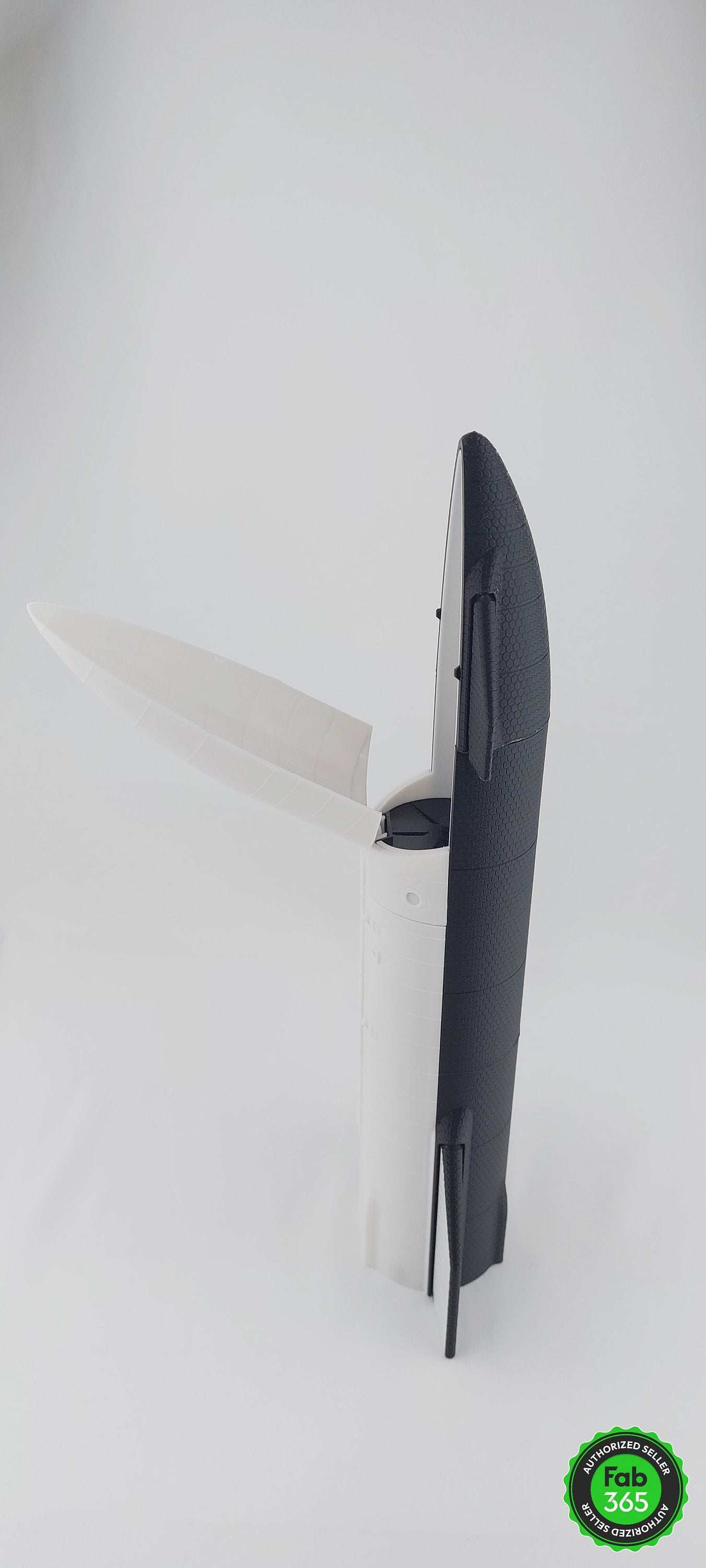 SpaceX Starship Cargo Model: 3D Printed Rocket, Functional Hangar - 3DEvricPrinting