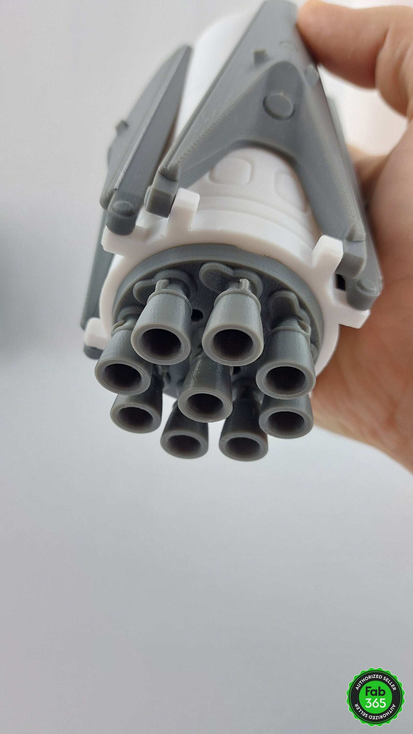 Falcon 9 Rocket with Crew Dragon Capsule GIFT β Large 90 cm 1:66 Scale SpaceX Model with Folding Legs - 3DEvricPrinting