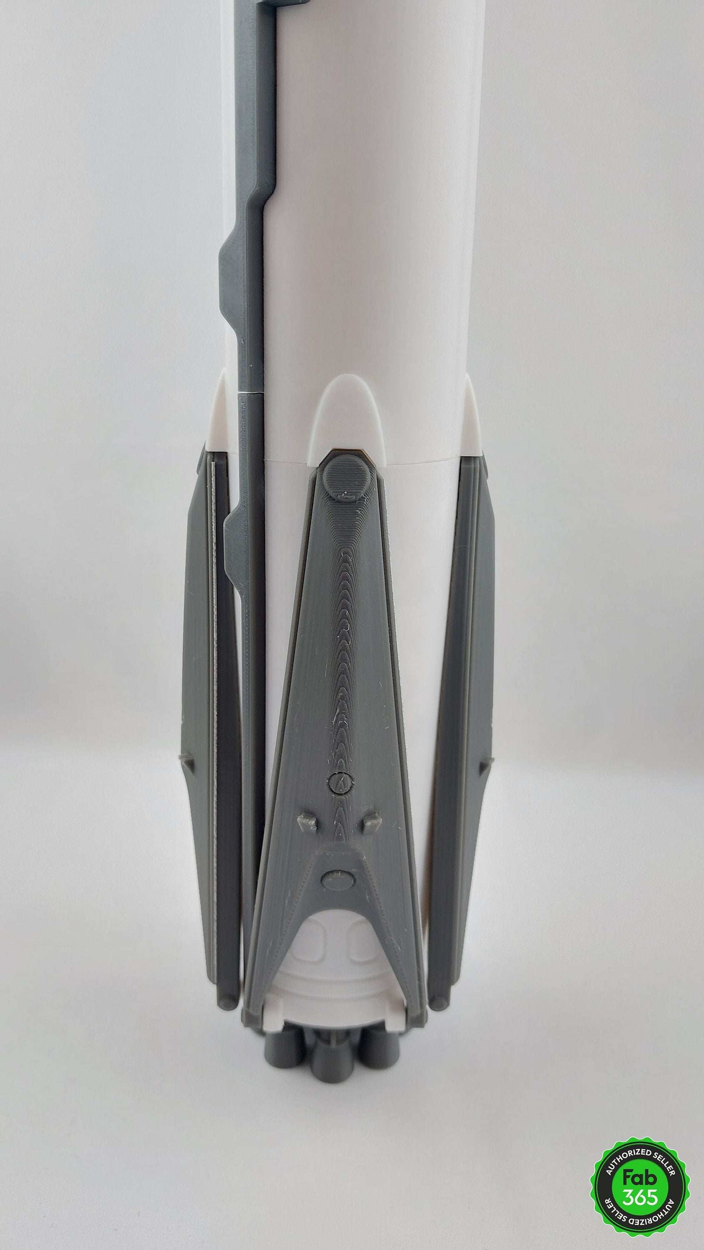 Falcon 9 Rocket with Crew Dragon Capsule GIFT β Large 90 cm 1:66 Scale SpaceX Model with Folding Legs - 3DEvricPrinting