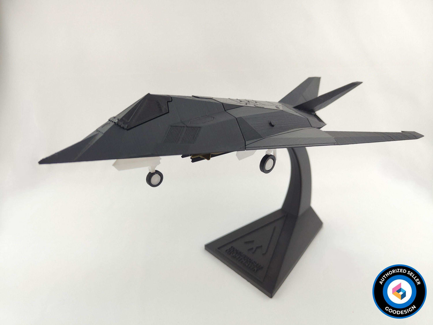 3D Printed F-117 Nighthawk Model: 1/72 Scale Stealth Fighter Replica - 3DEvricPrinting