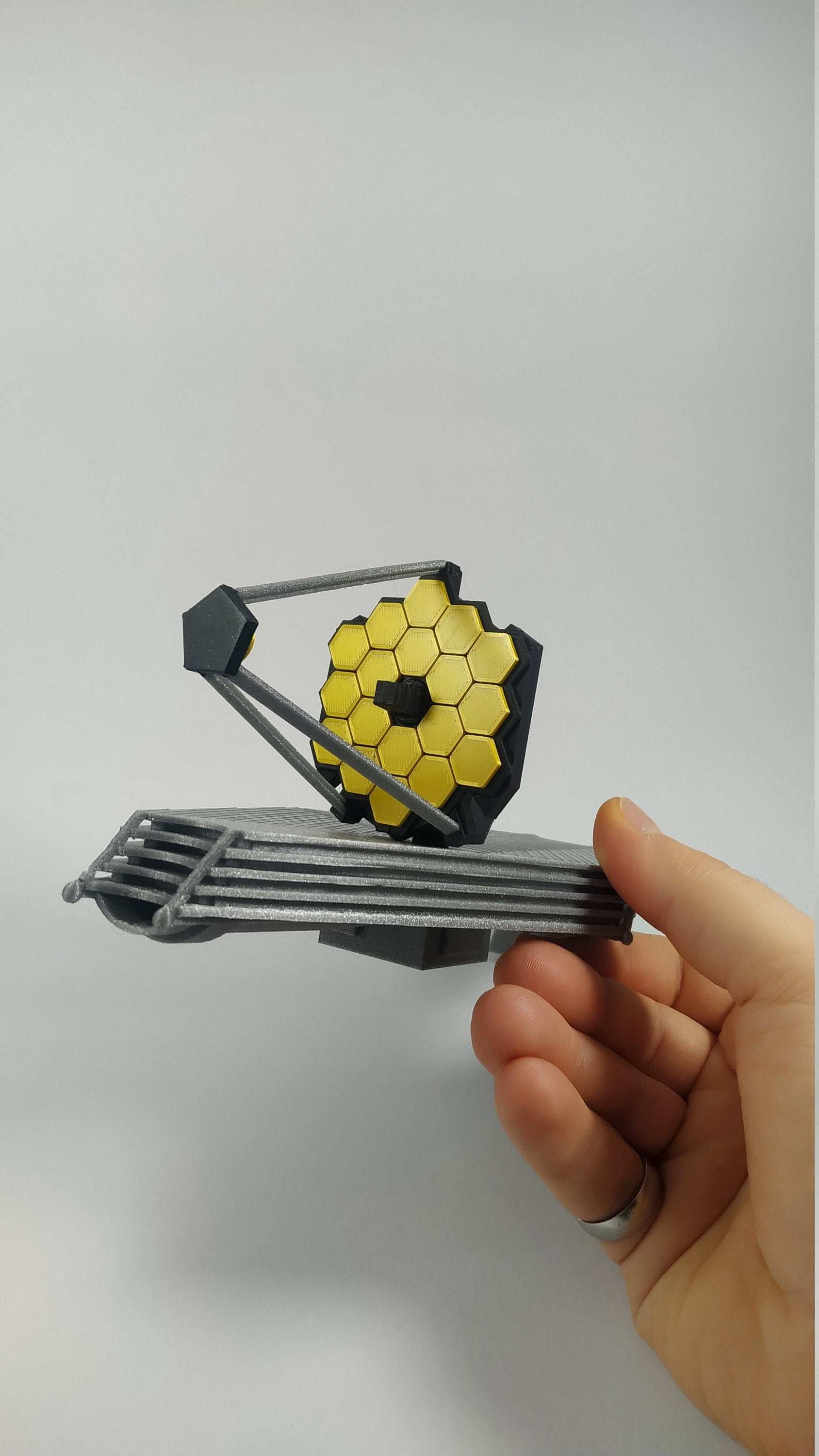 3D Printed James Webb Space Telescope Model: Eco-Friendly PLA Plastic - 3DEvricPrinting