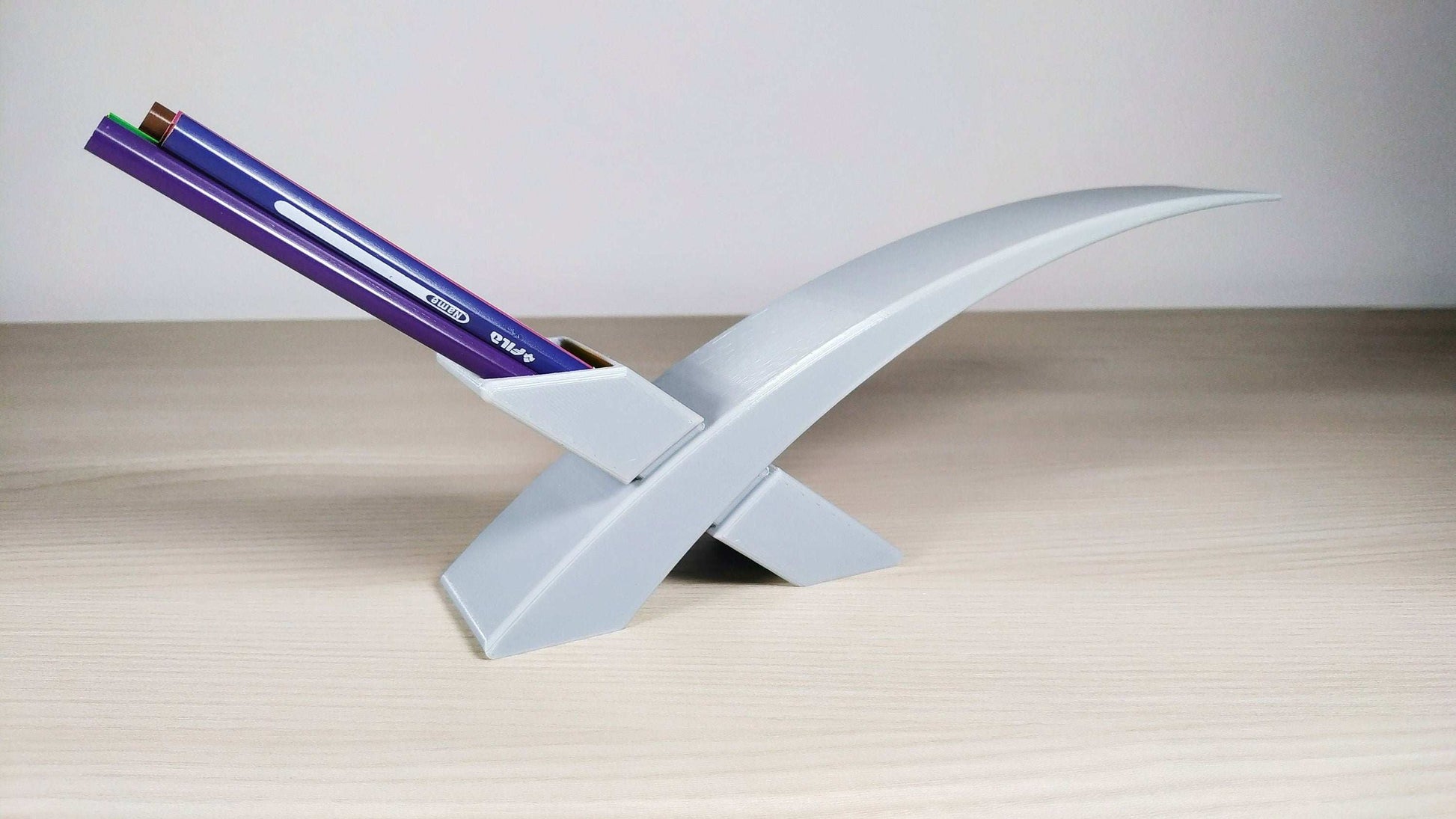3D Printed SpaceX Pen Holder: Eco-Friendly Desk Organizer - 3DEvricPrinting