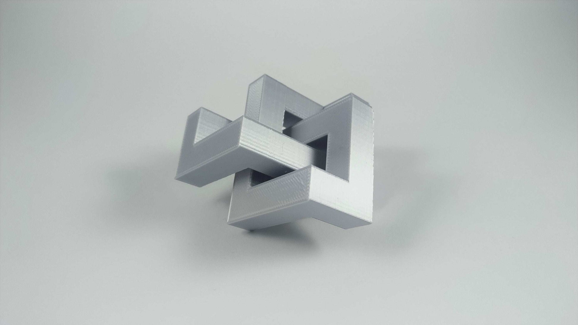 Abstract Geometric Knot Home Decor - 3DEvricPrinting