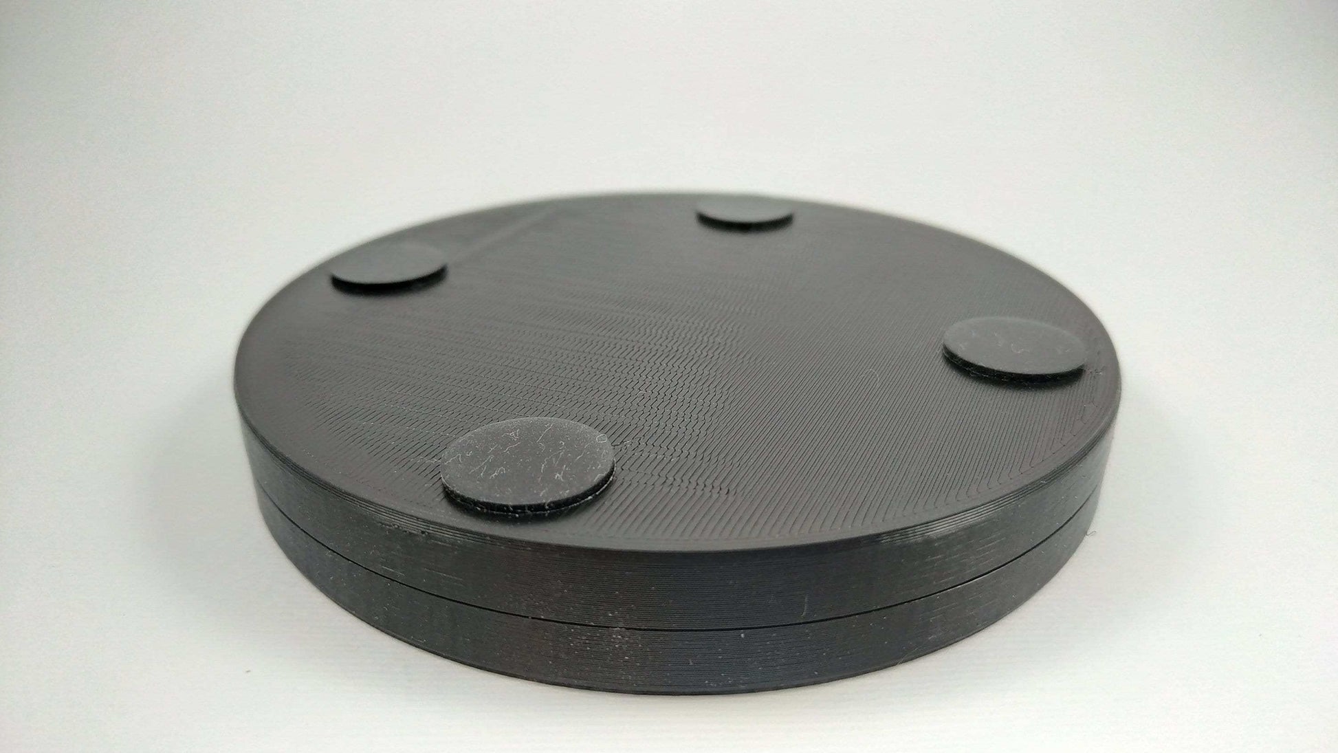 SpaceX Landing Pad Qi Wireless Charger with Anti Slip Rubber Feet 3D Printed - 3DEvricPrinting