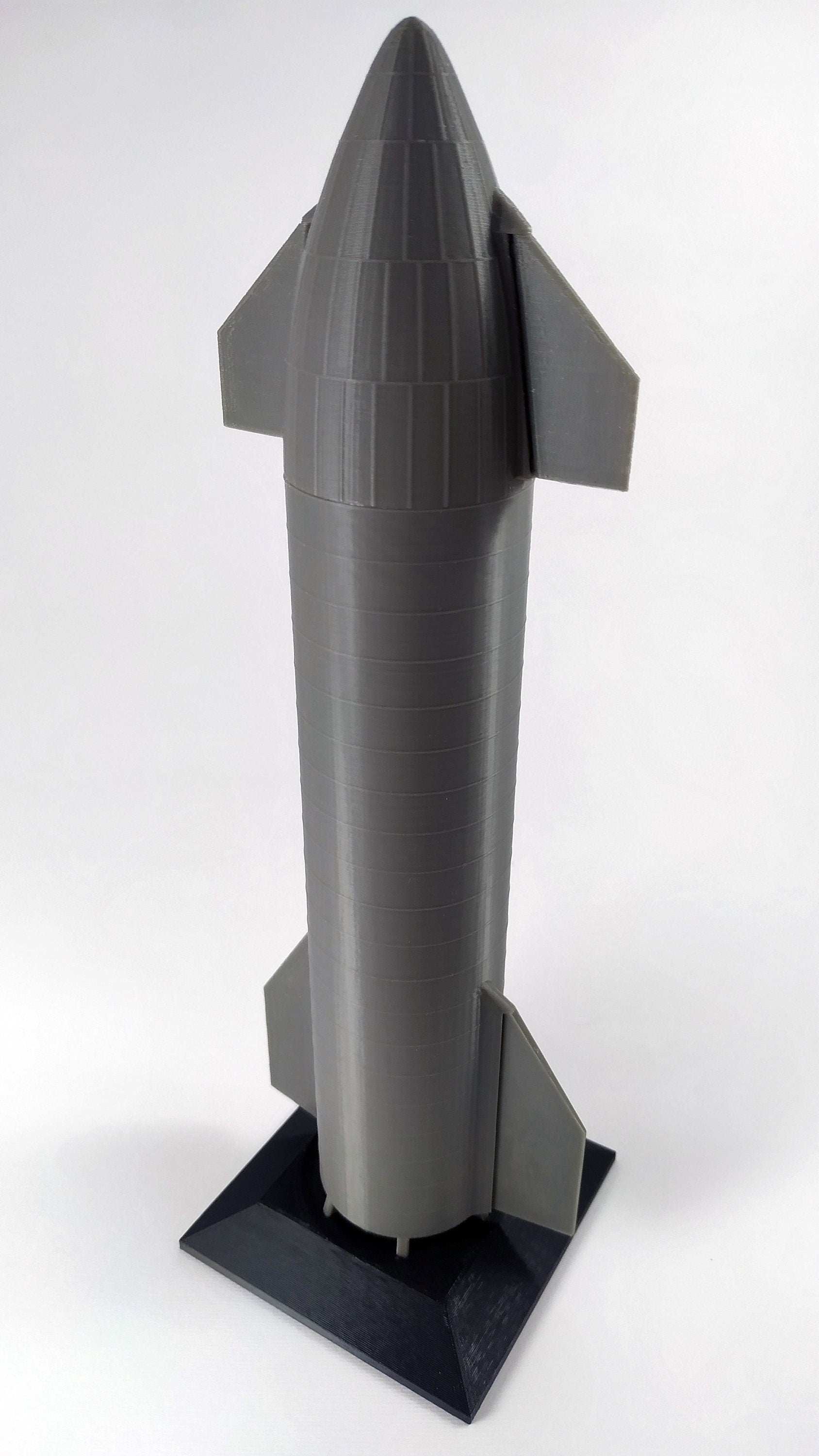SpaceX Starship SN9 Rocket Model – 1:200 Scale Highly Detailed Collectible with Display Stand - 3DEvricPrinting