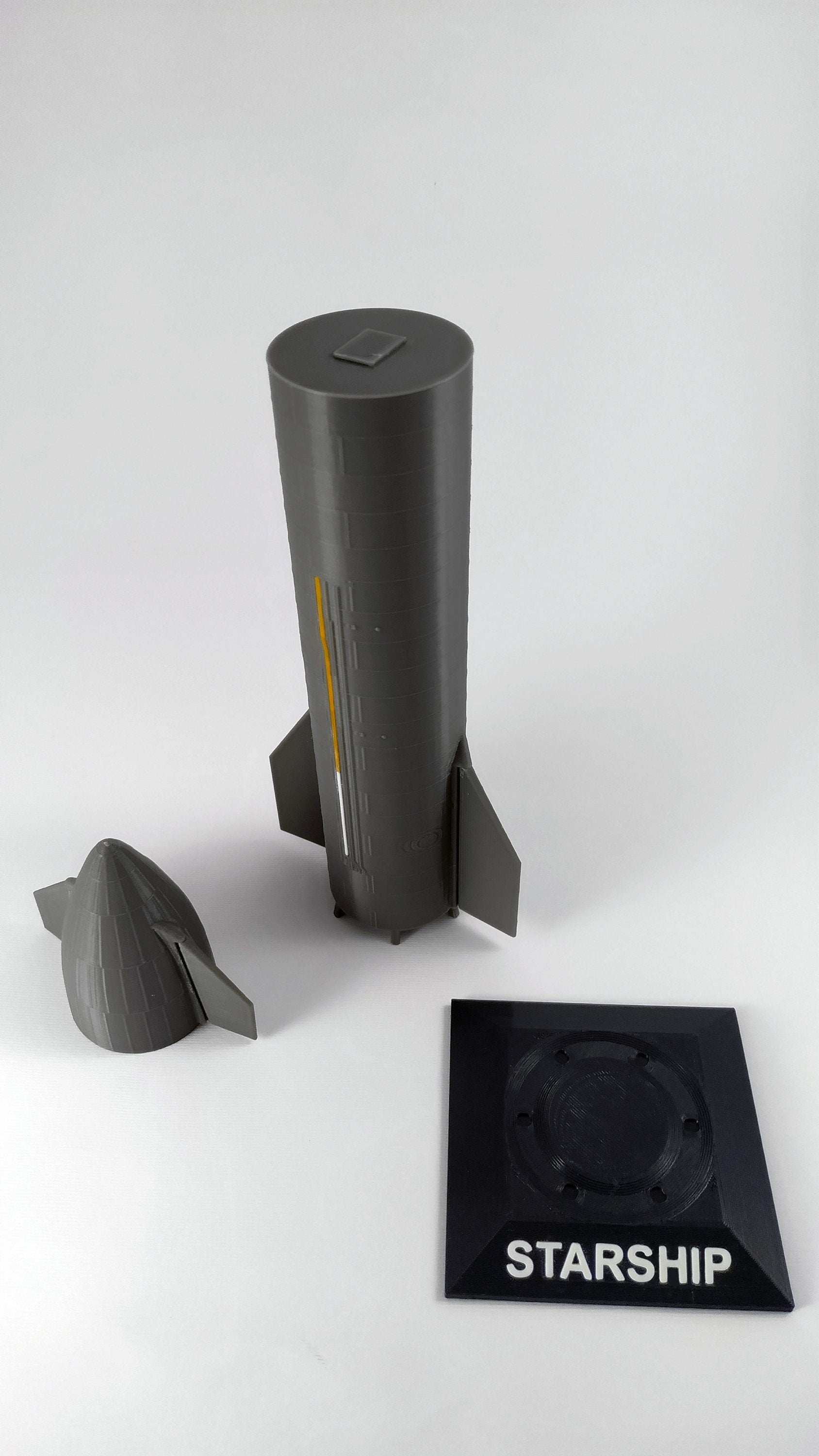 SpaceX Starship SN9 Rocket Model – 1:200 Scale Highly Detailed Collectible with Display Stand - 3DEvricPrinting