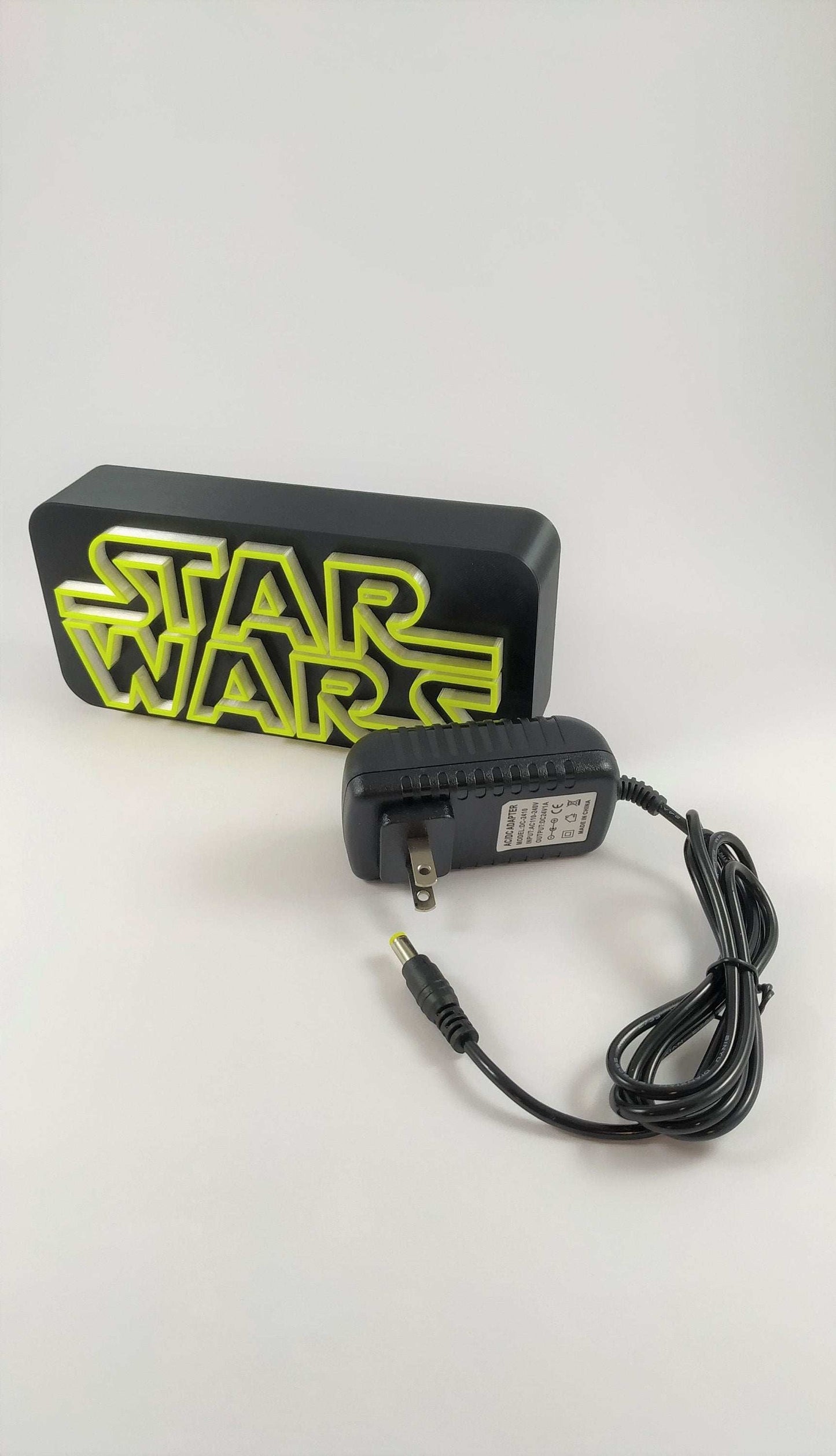 Star Wars Logo LED Lamp: Backlit Table Light, Retro Design - 3DEvricPrinting