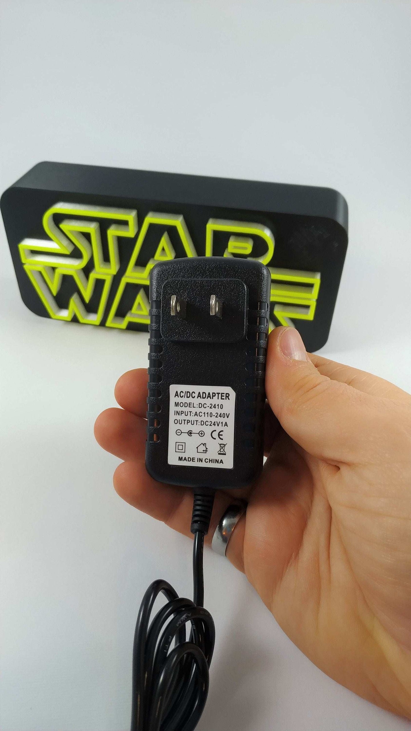 Star Wars Logo LED Lamp: Backlit Table Light, Retro Design - 3DEvricPrinting
