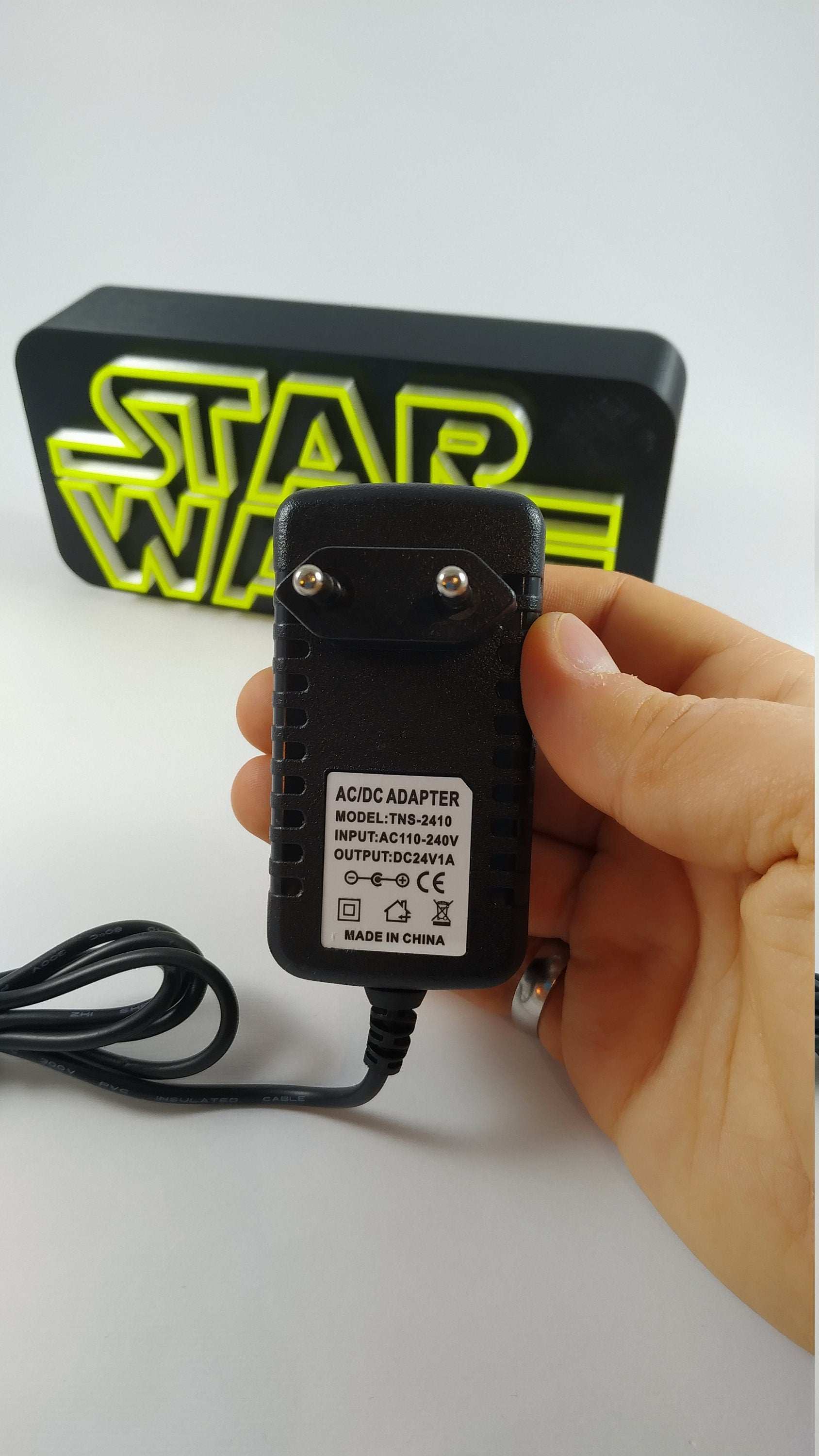 Star Wars Logo LED Lamp: Backlit Table Light, Retro Design - 3DEvricPrinting