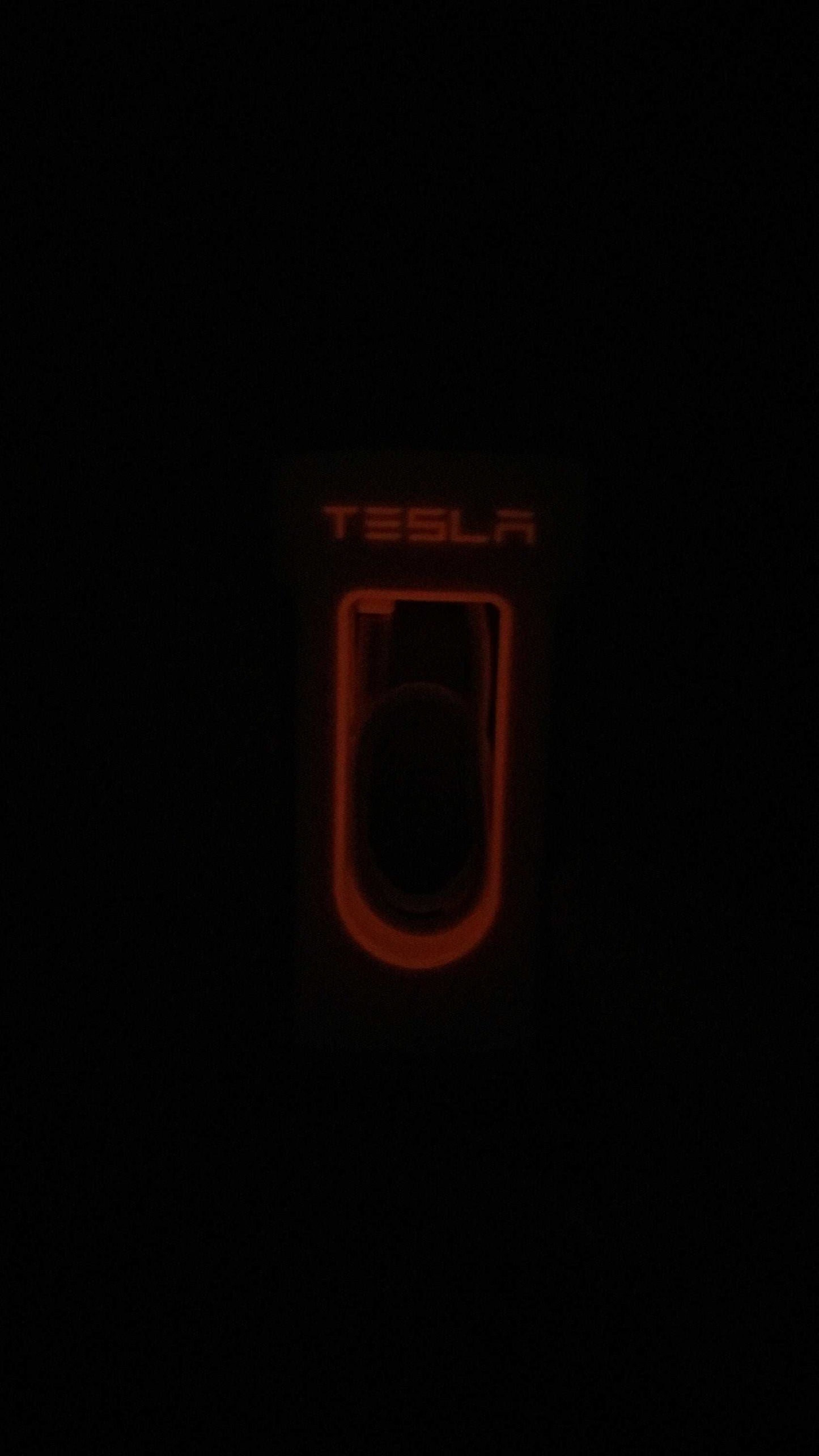 Tesla Supercharger smartphone iPhone, Android & other devices realistic charger - 3DEvricPrinting