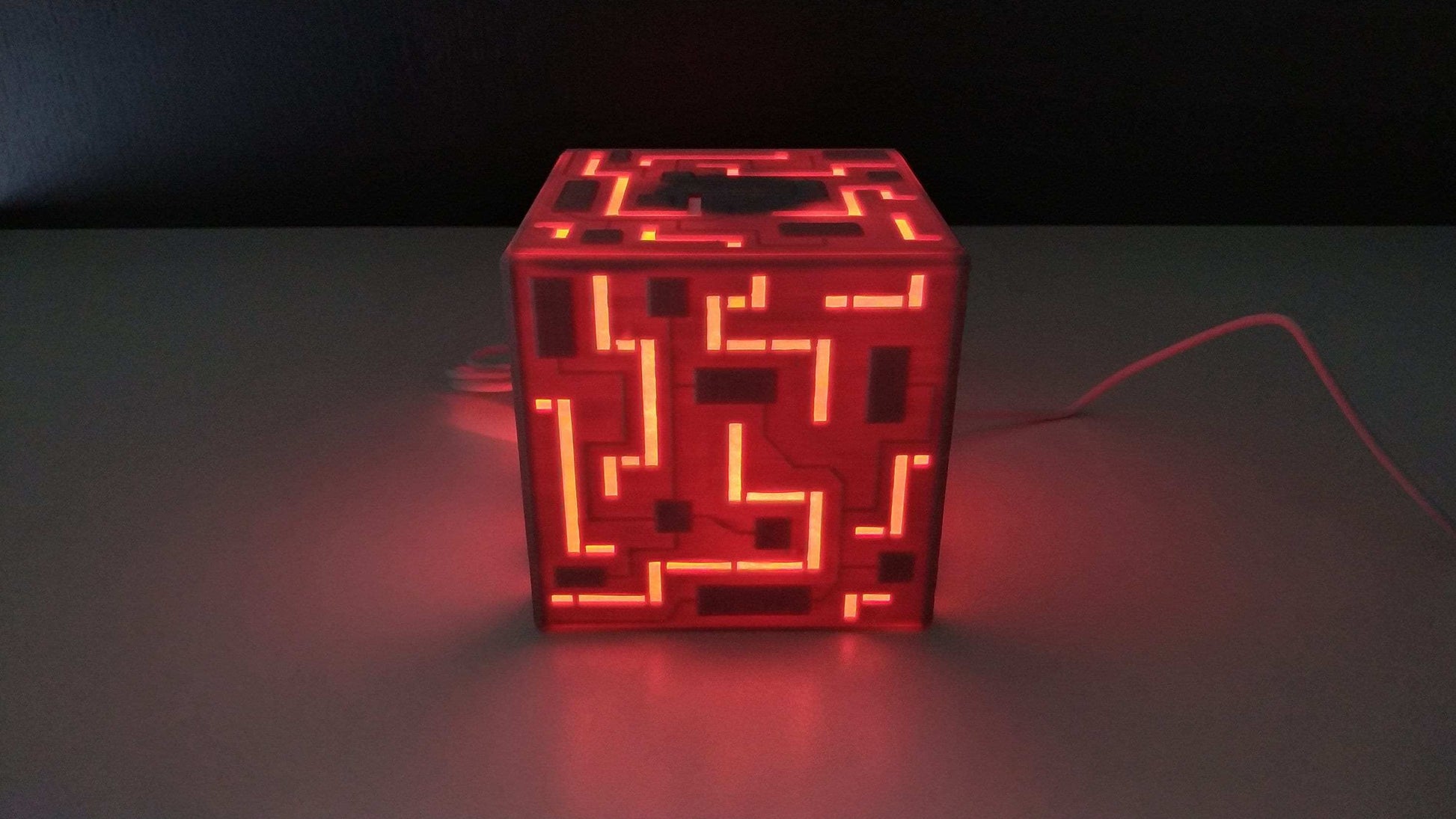 The Alien Cube Multicolor LED USB Table Lamp 3D Printed - 3DEvricPrinting