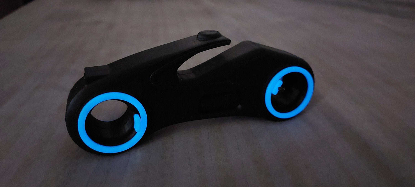 Tron Legacy Light Cycle 3D Printed Model – 5th Generation Dual Color Sci-Fi Motorcycle Replica - 3DEvricPrinting