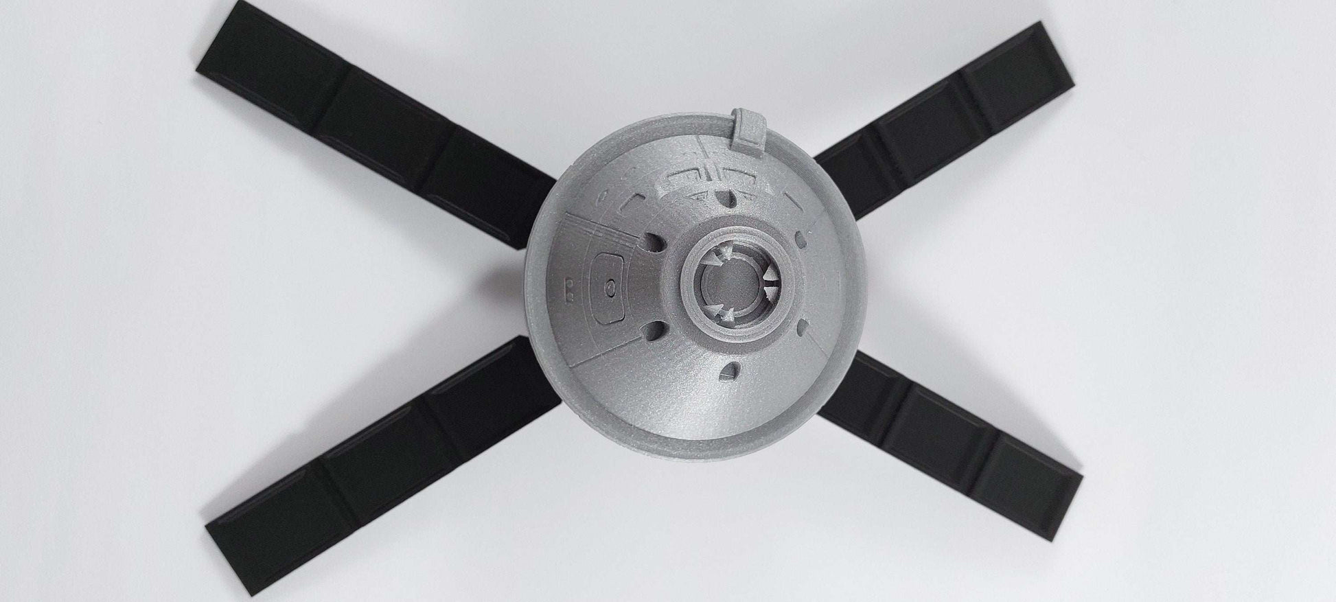 Orion Spacecraft Artemis 1 Model 1:48 Scale – Detailed NASA Collectible with Removable Solar Panels - 3DEvricPrinting