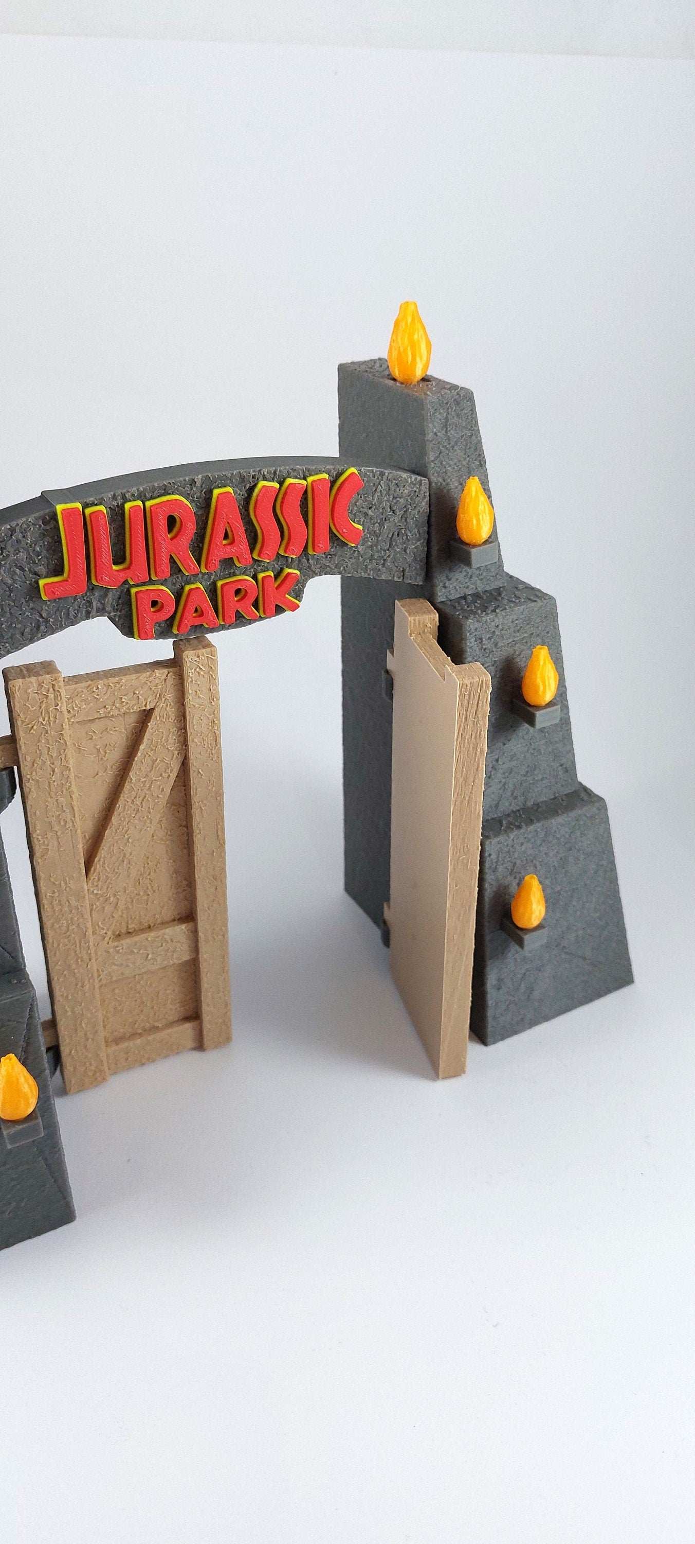 Jurassic Park Gate 3D Printed Diorama Kit 1:55 Scale – Textured Stone Replica Collectible Gift Bestseller - 3DEvricPrinting