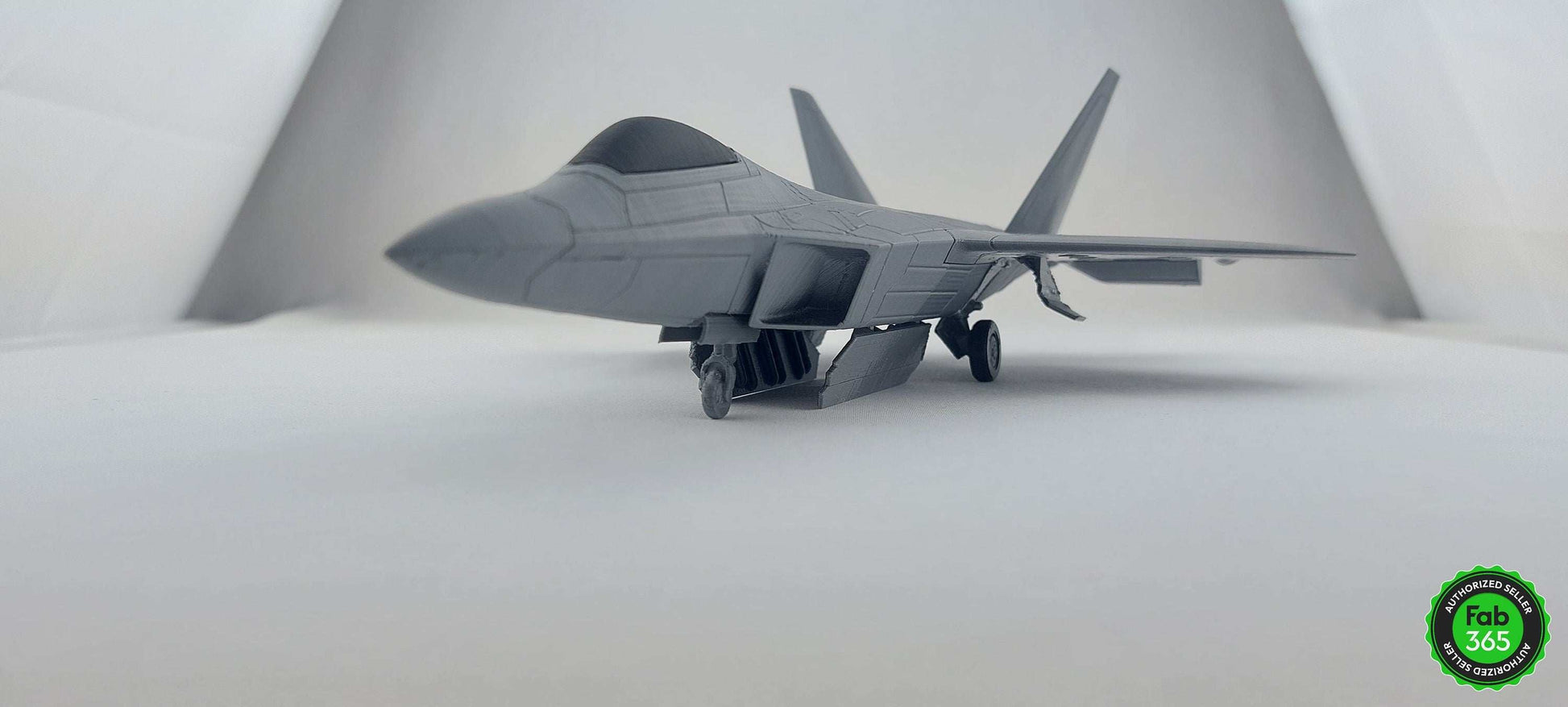 3D Printed F-22 Raptor Model: 1/72 Scale Collectible with Stand - 3DEvricPrinting