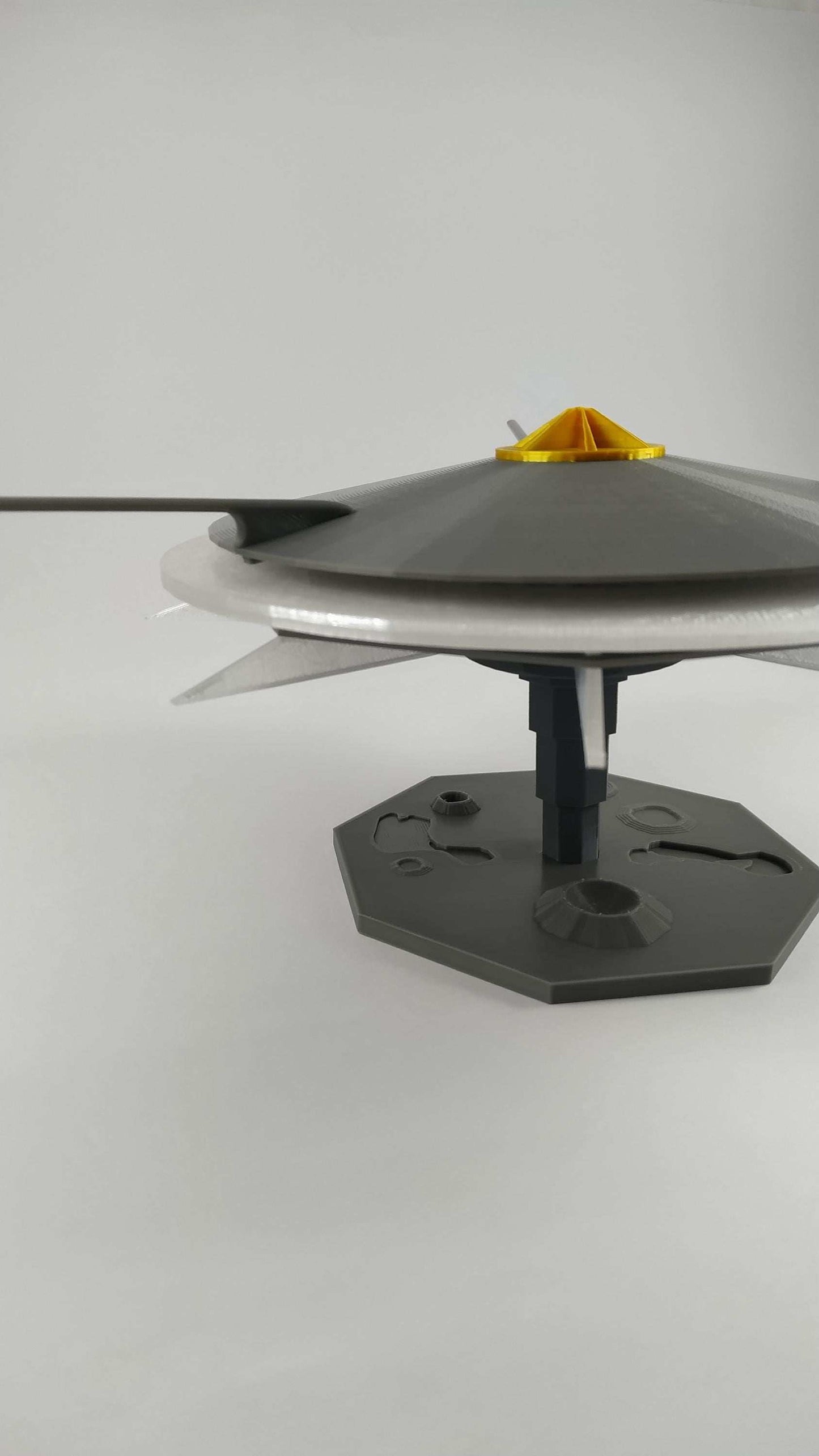 Raumpatrouille Orion VIII Model: 3D Printed Retro German Sci-Fi Collectible - 3DEvricPrinting